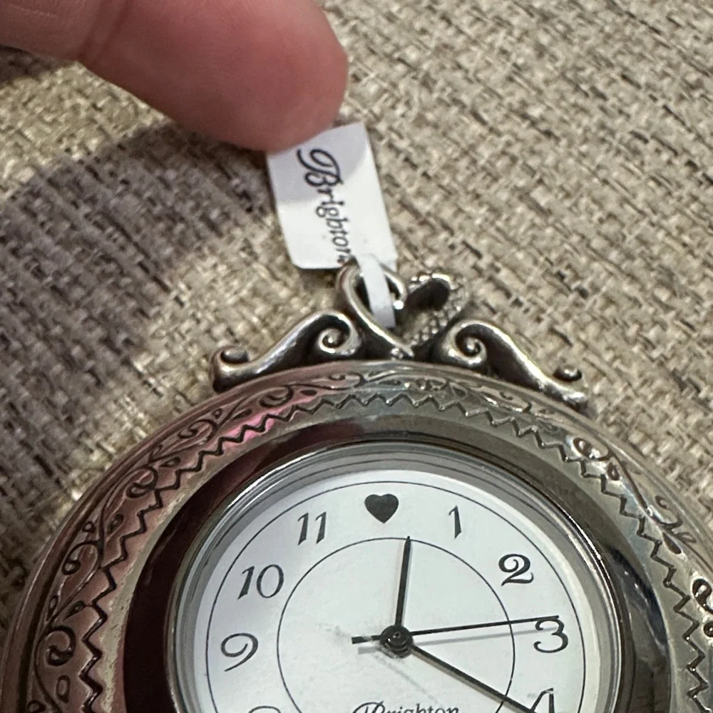 Brighton Memphis Etched Clock